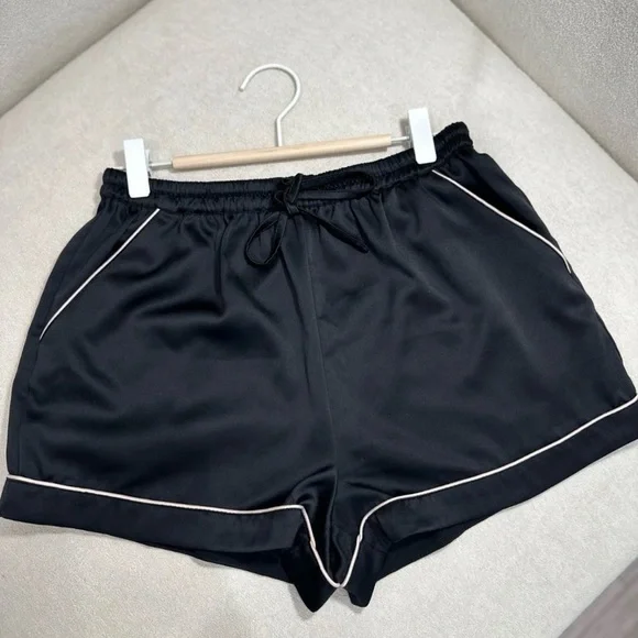 Le Rose Stories Black Satin Pajama Set White Trim XS - Picture 4 of 8